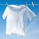 Wash clothes in clean water, drying clothes after washing.